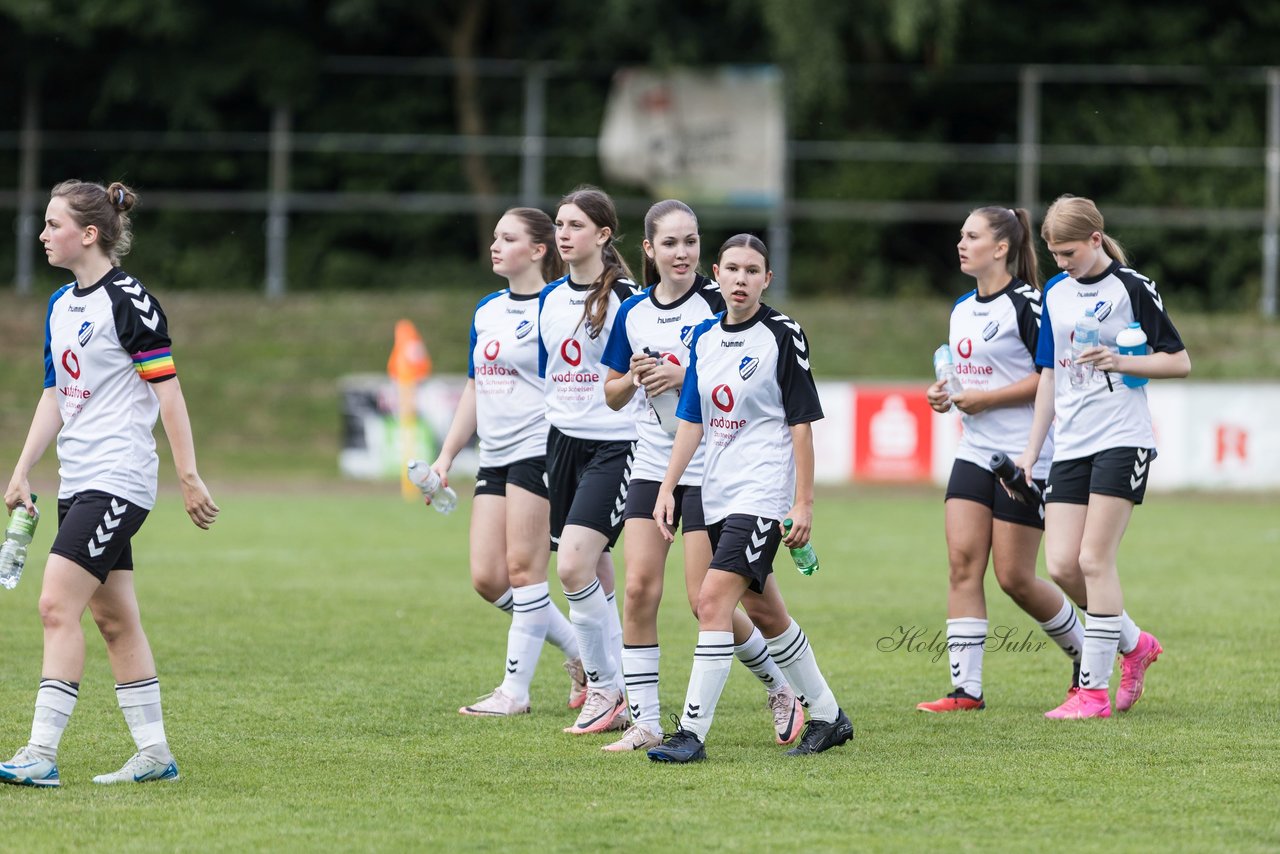 Bild 230 - Loewinnen Cup